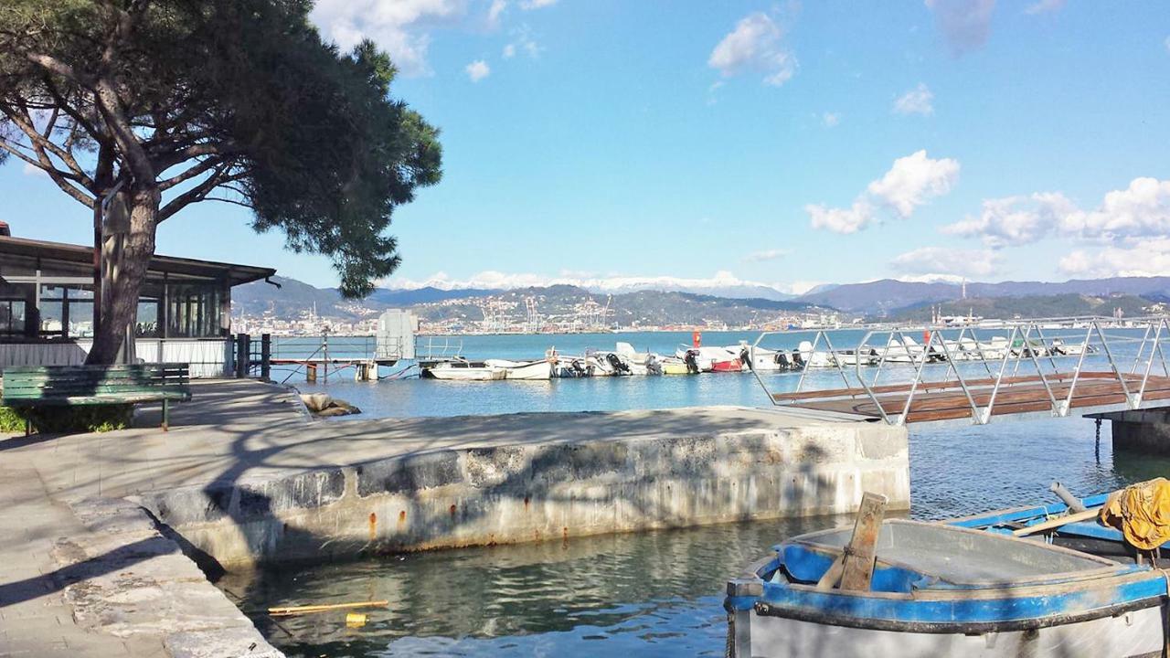 Appartamento L'Onda - 1 Via Provinciale Fezzano  Bagian luar foto